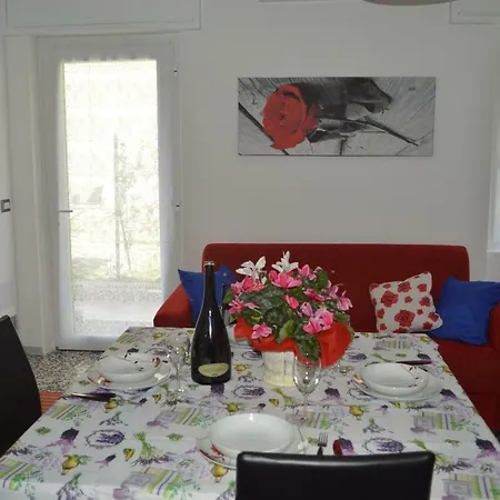 Agrifoglio House * Ντέρβιο