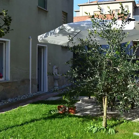 Agrifoglio House Ντέρβιο