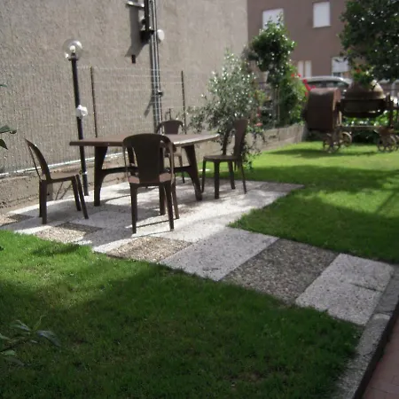 Agrifoglio House * Ντέρβιο