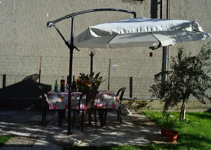 Agrifoglio House * 데르비오