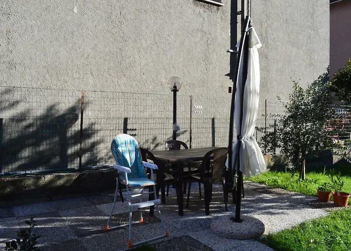 Semesterbostad Agrifoglio House *