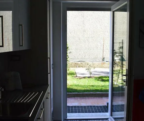 Agrifoglio House Semesterbostad Dervio